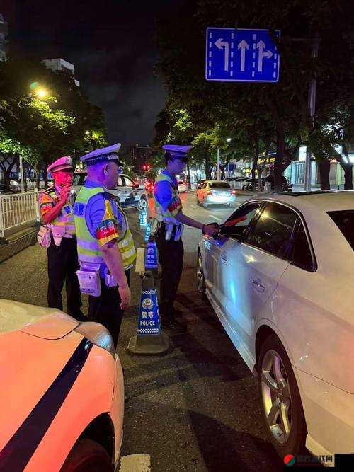 交警用小xue查酒驾文：维护交通秩序背后的严格执法