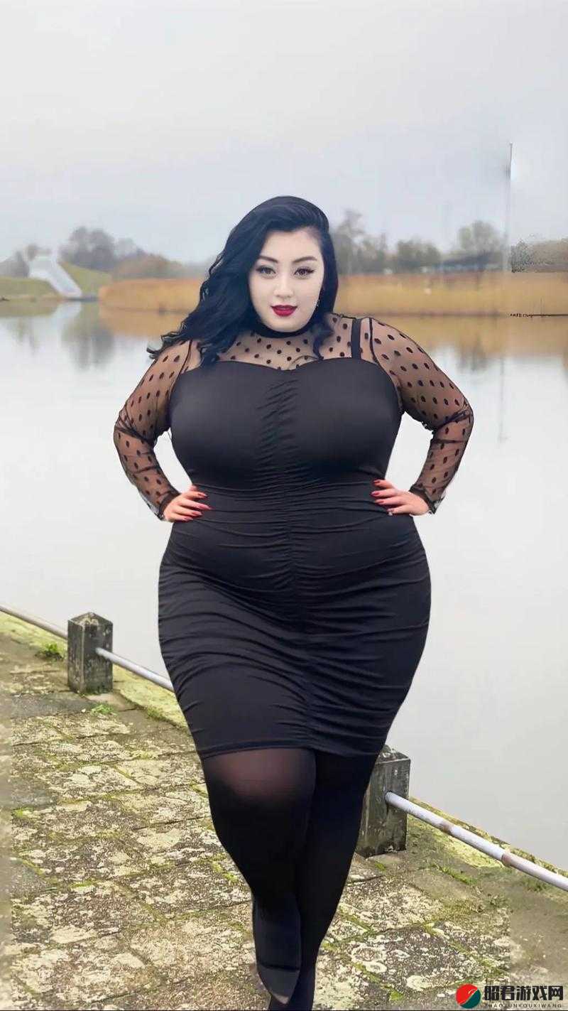 凹凸女 BBwBBwBBwBBw：关于她的故事与独特魅力