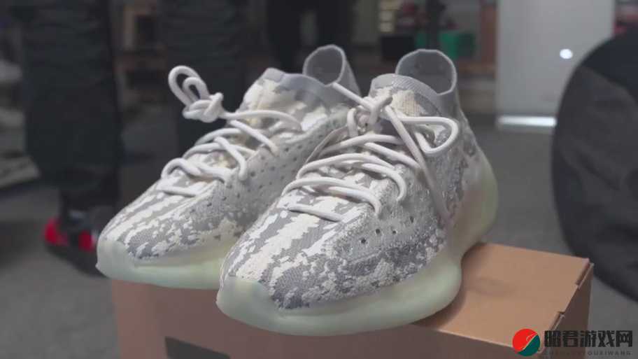 yeezy380 蜜桃粉和白色直播时：带你领略独特魅力